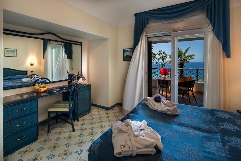 Twin Share Room 1