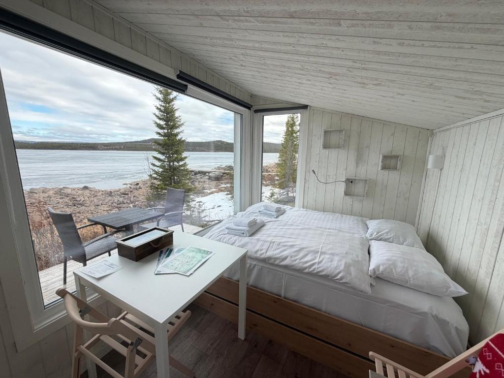 Twin Shared Room 1